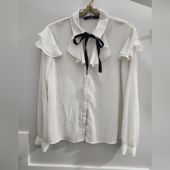 Bundle of Zara long sleeve - Picture 2 of 4